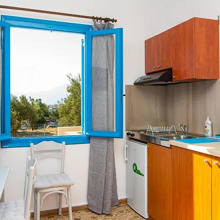 Cretanvibes Hersonissos (Crete)